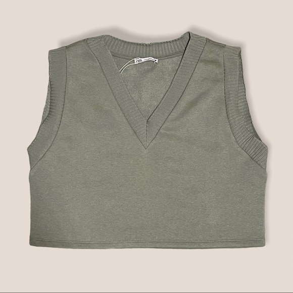 zara green sweater vest